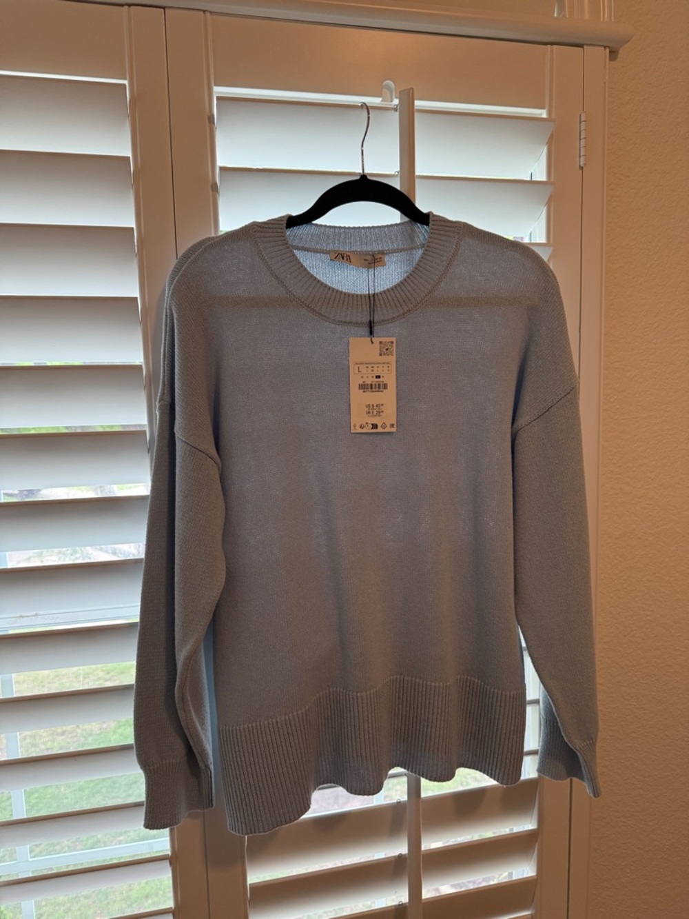 Zara women’s Pale Blue Crewneck Sweater